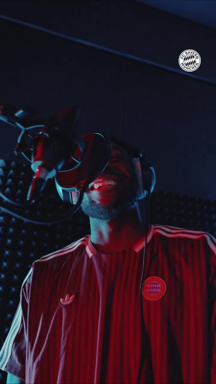 j9九游真人游戏第一品牌登录入口官方：拜仁与阿方索-戴维斯续约至2030年，年薪1500万欧+500万欧