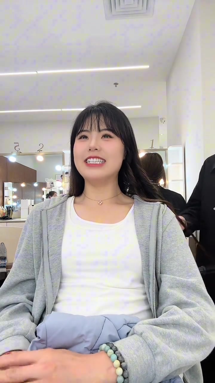 j9九游真人游戏第一品牌登录入口难得的休息！李月汝晒假期Vlog：这个假期过得又快又乐