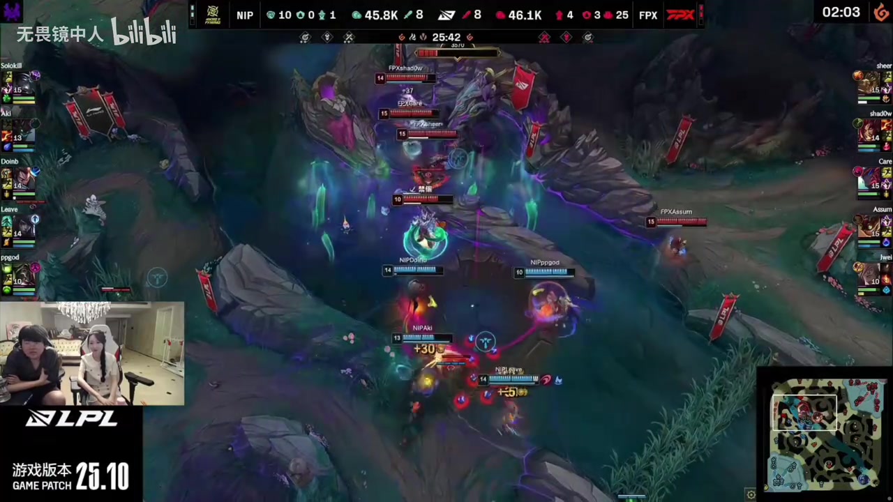 j9九游会官方登录姿态看Jwei万豪R砸四个E拉四个瞬杀leave傻眼：卧槽这是什么连招